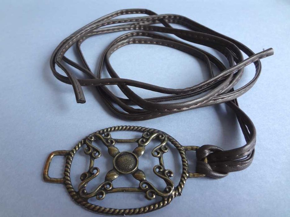 Pasek wiązany brązowy rzemyki klamra NOWY!