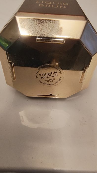 Liquid bruin French Avenue