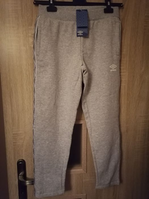 Spodnie dresowe damskie Umbro 36 S