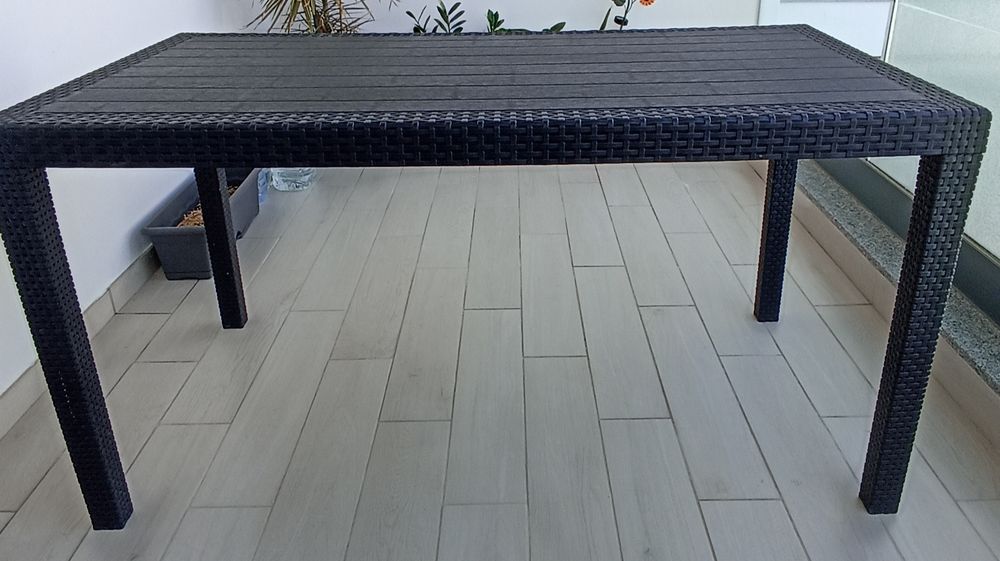 Mesa de exterior de jantar 140x80 cm – 6 pessoas