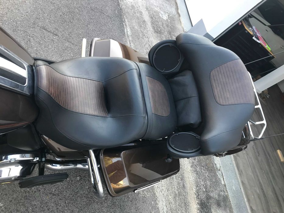 Harley-Davidson Electra Glide Ultra Limited Edição de 110º Aniversário de 2013 Bronze