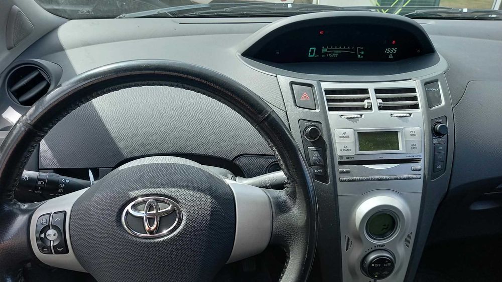 Toyota Yaris Sol High Pack | 12/2005 | 115 mil km | Smart Entry & Start