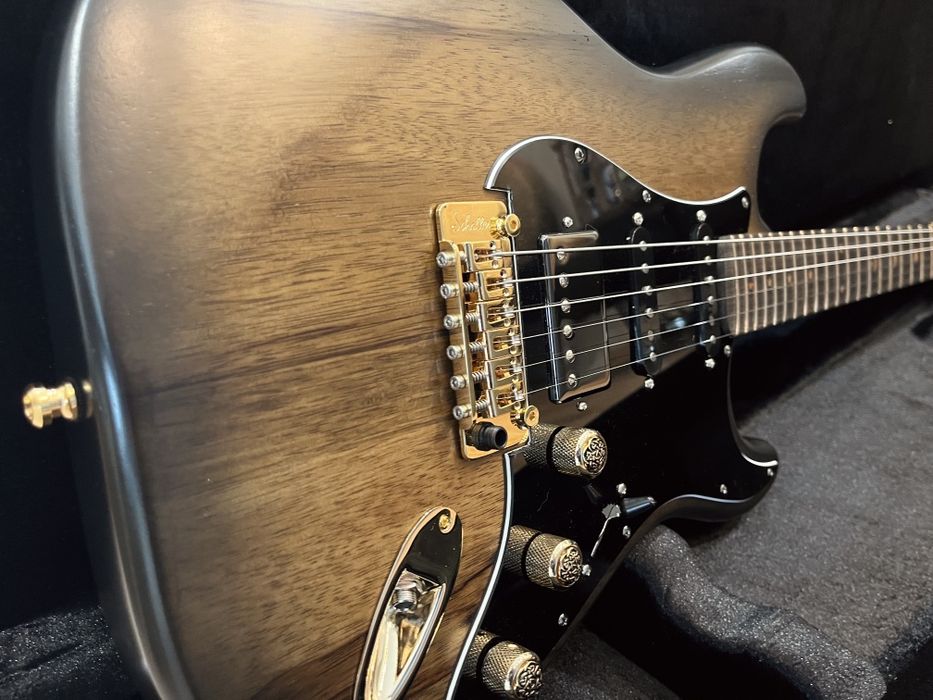 Custom Strat Whitestork (Luthier Espanhol) - Black Korina, Lindy Fralin, Schaller - Como Nova