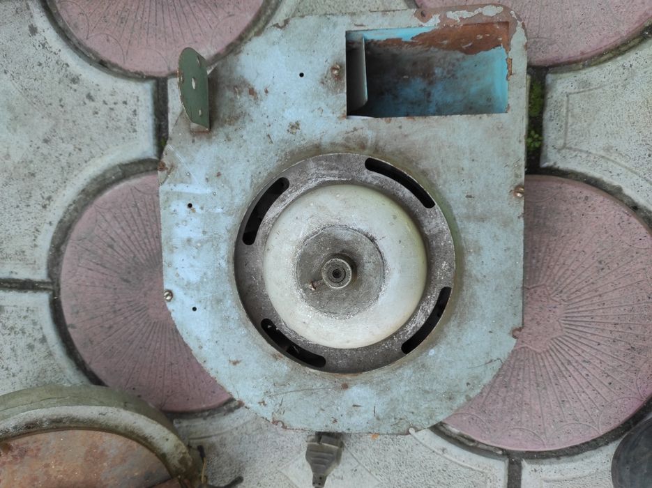 Продам електро дуйку-вентилятор.