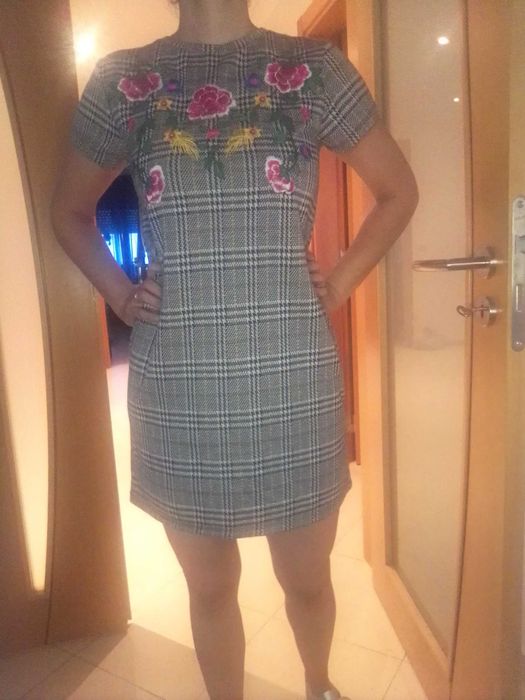 Vestidos lindíssimo vários