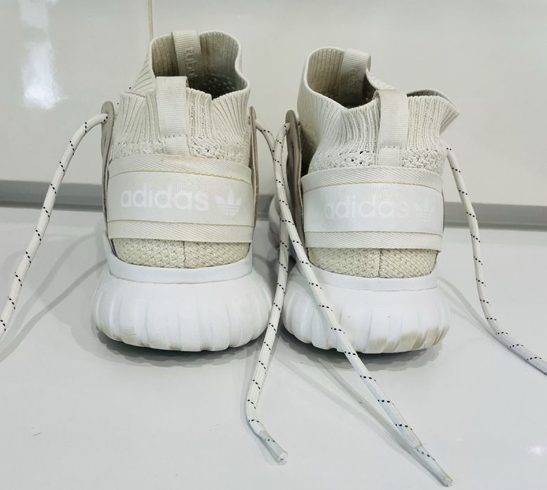 Продам кроссовки