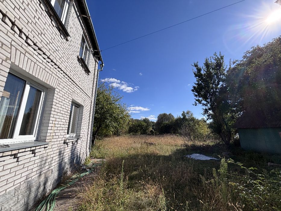 Продається двух поверховий будинок  с. Євмінка 50км від Києва