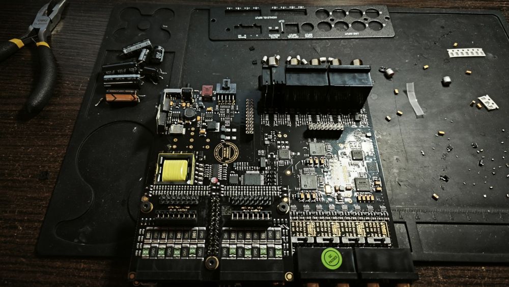 Авторский аудиопроцессор (апгрейд) HELIX "NITRO" для авто [DacMaster]