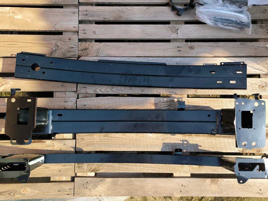 Підсилювач бампера на Nissan Rogue T33 X-trail 2021- усилитель бампера