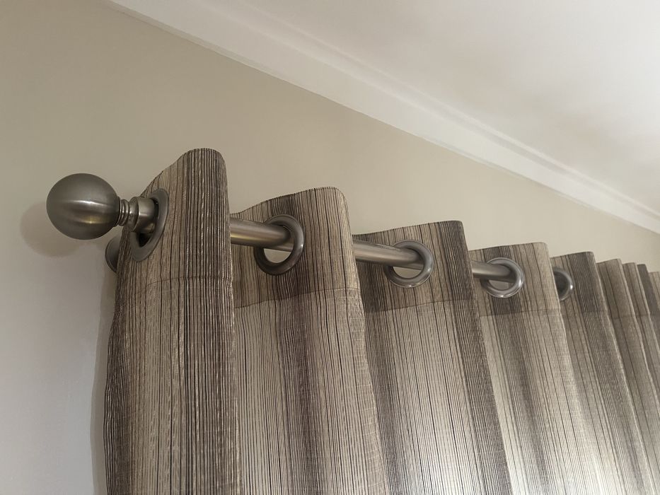 Varão para cortinado