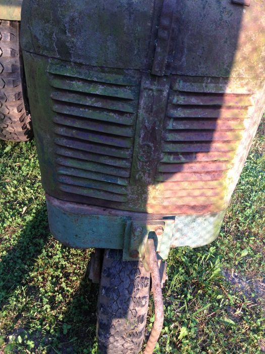 Трактор для творчості