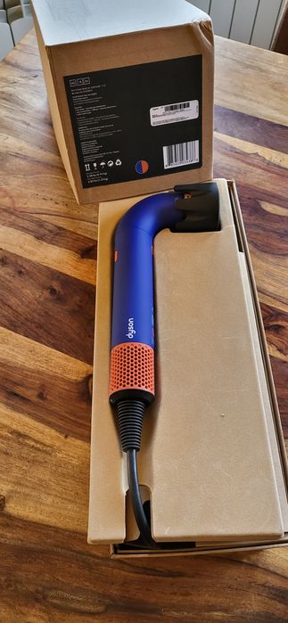 Suszarka do włosów inteligentna dyson supersonic straight+wavy granat