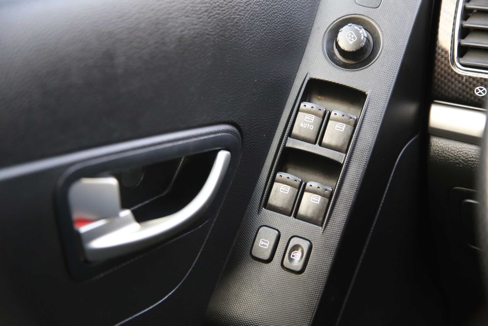 автомобиль Ssangyong Korando