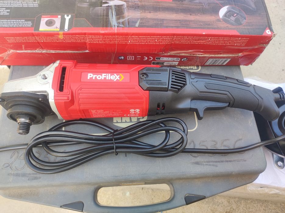 Rebarbadora 1200 whatts com regulador de velocidade