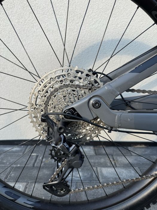 CANYON NEURON ON 29“ M/L Shimano Full Rower elektryczny