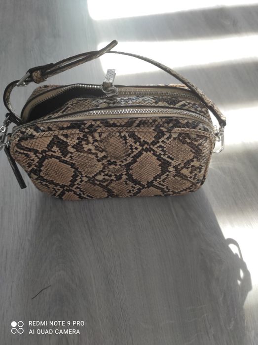 Torebka listonoszka Reserved