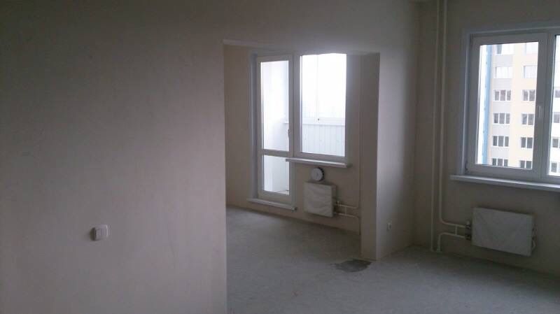 Стяжка підлоги напівсуха машинна. Штукатурка стін гіпсова та вапняна