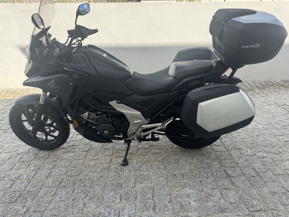 Honda NC750X 2024 (caixa manual) - 1 dono, garantia Honda até 2029
