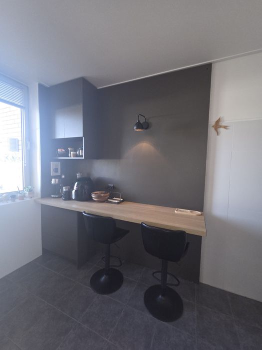 Apartamento T2 c/ garagem fechada, para arrendamento!!