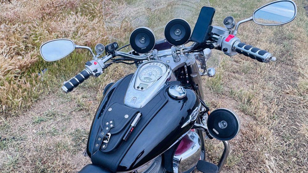 Suzuki Intruder VL800 2013 • Ідеальний стан • Кардан • Інжектор • Кофри • Аудіо