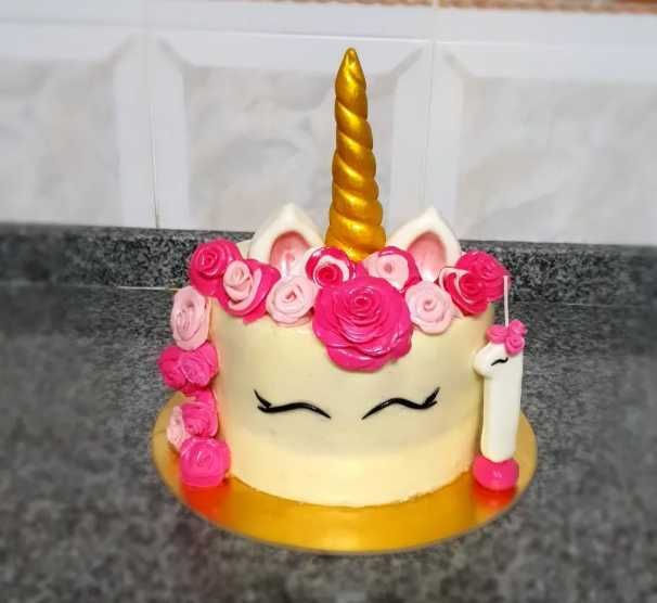 Bolos personalizados - Fazemos entregas