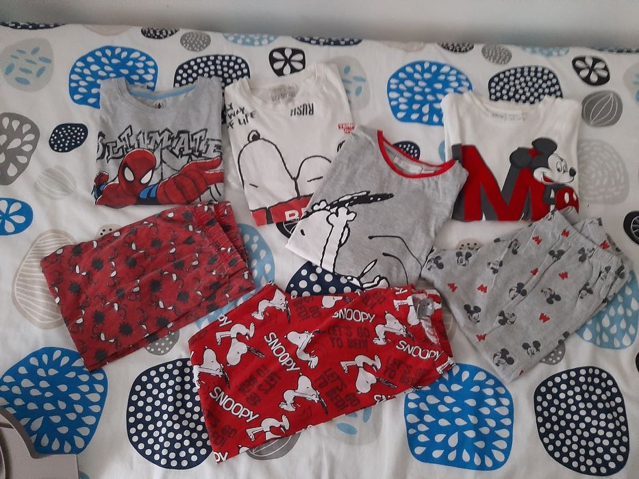 Pijamas e robes 9/10 anos