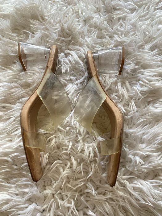 Sapatos com salto Stradivarius