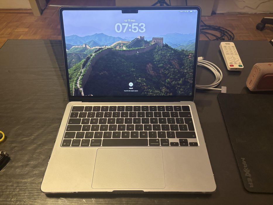 Apple Macbook Air