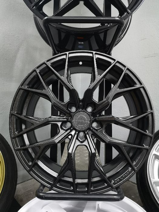 Felgi Concaver CVR1 20" 20x8,5J 8,5" 5x112 Seat Leon Cupra FR
