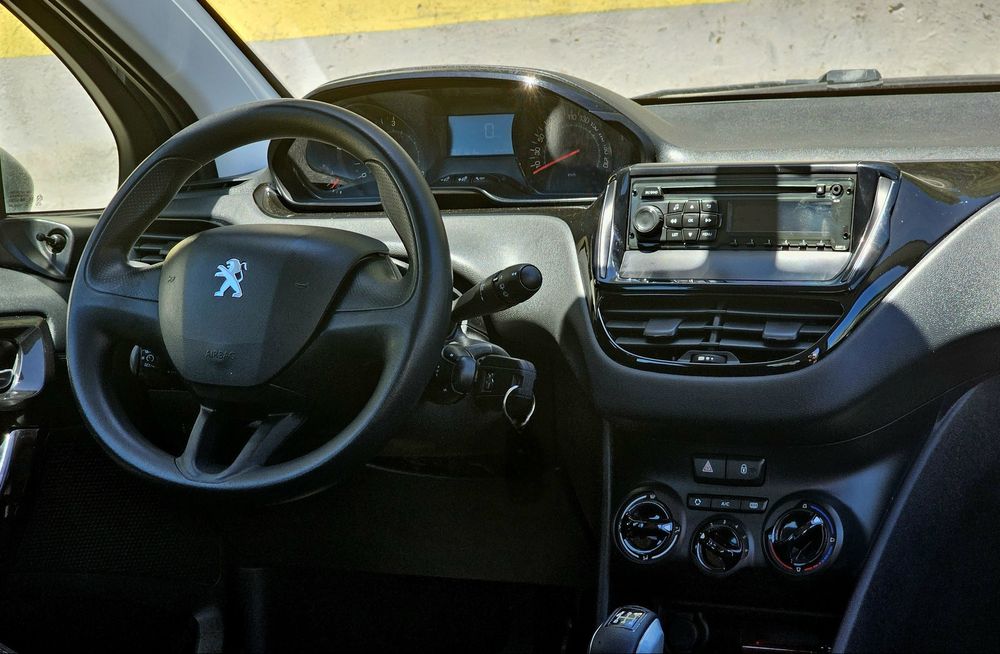 Peugeot 208 - 1.4 HDI - 2014 - 1 proprietária -