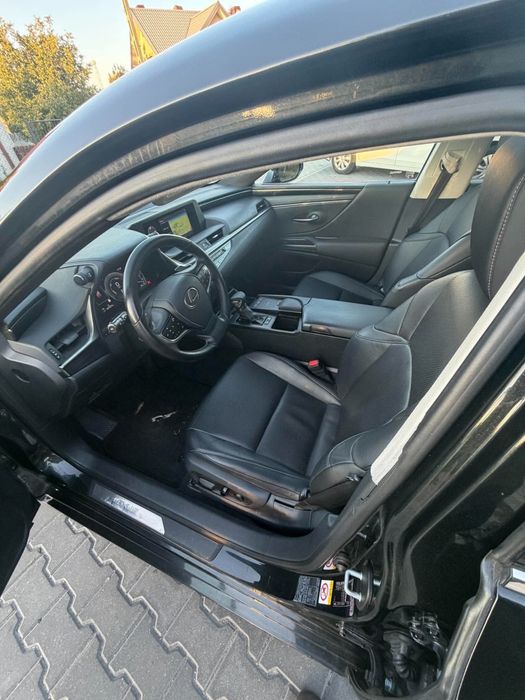 Lexus es 300h hybryda automat