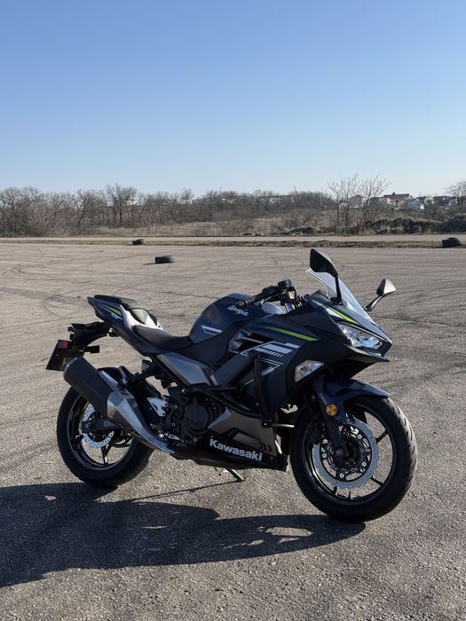 Kawasaki ninja 400