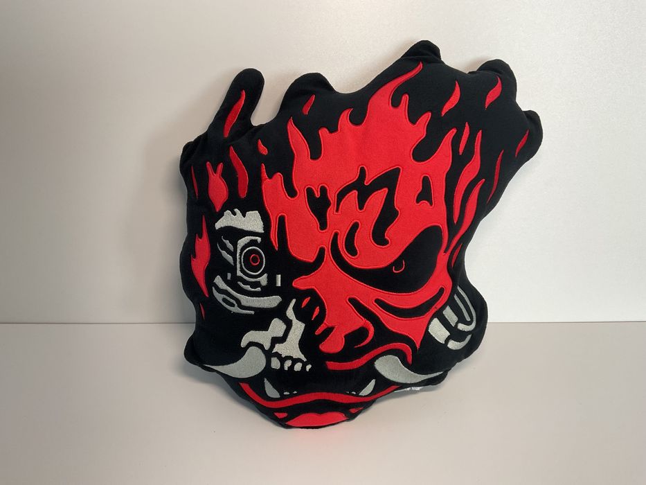 Poduszka Przytulanka Cyberpunk 2077 Logo Samurai -p14*