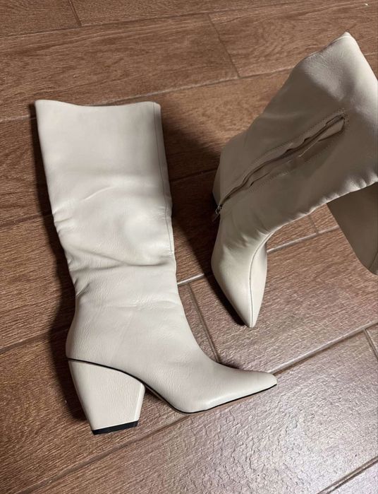 Чобітки reserved