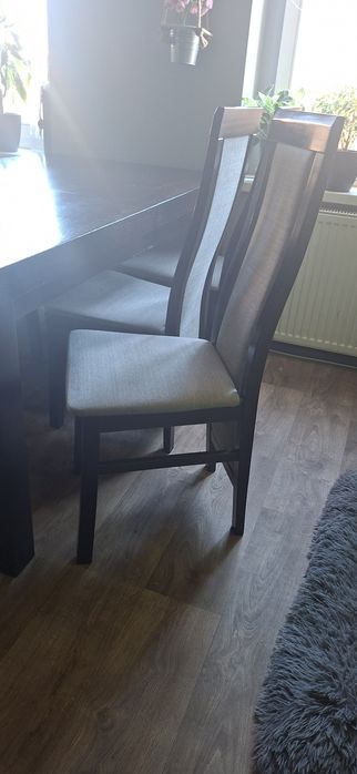 Zestaw stół i 6 krzeseł