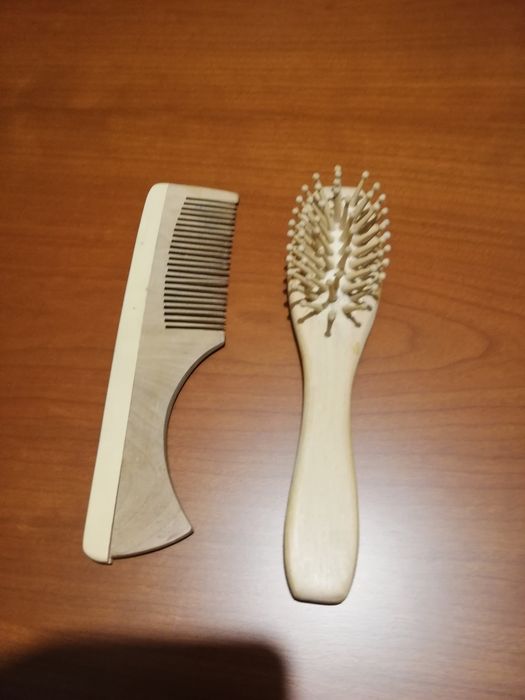 Escovas de cabelo e pentes