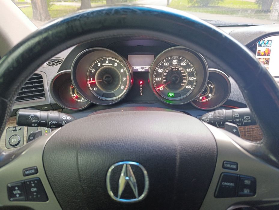 автомобиль ACURA MDX 2010год 3,7газ/бензин