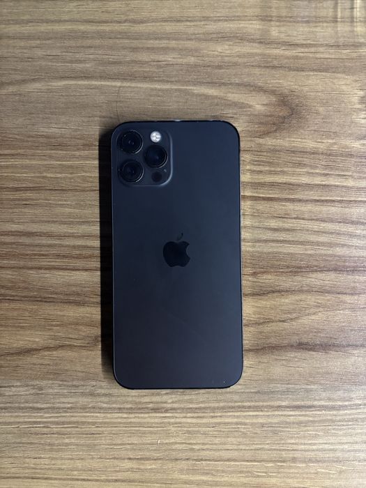 Iphone 12 Pro 128 GB + dodatki