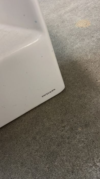 Lavatório Suspenso rectangular  – Branco