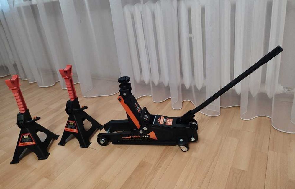 Podnośnik Samochodowy Lewarek Żaba 2,5t + Kobyłki Podstawki 2 SZTUKI