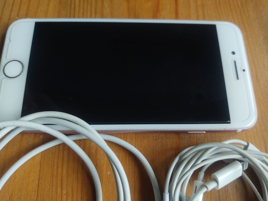 iPhone 7 32 GB + dodatki