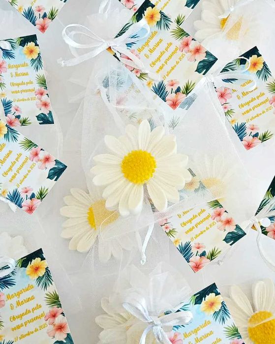 Lembrança MARGARIDAS: Ambientador em forma de Flor