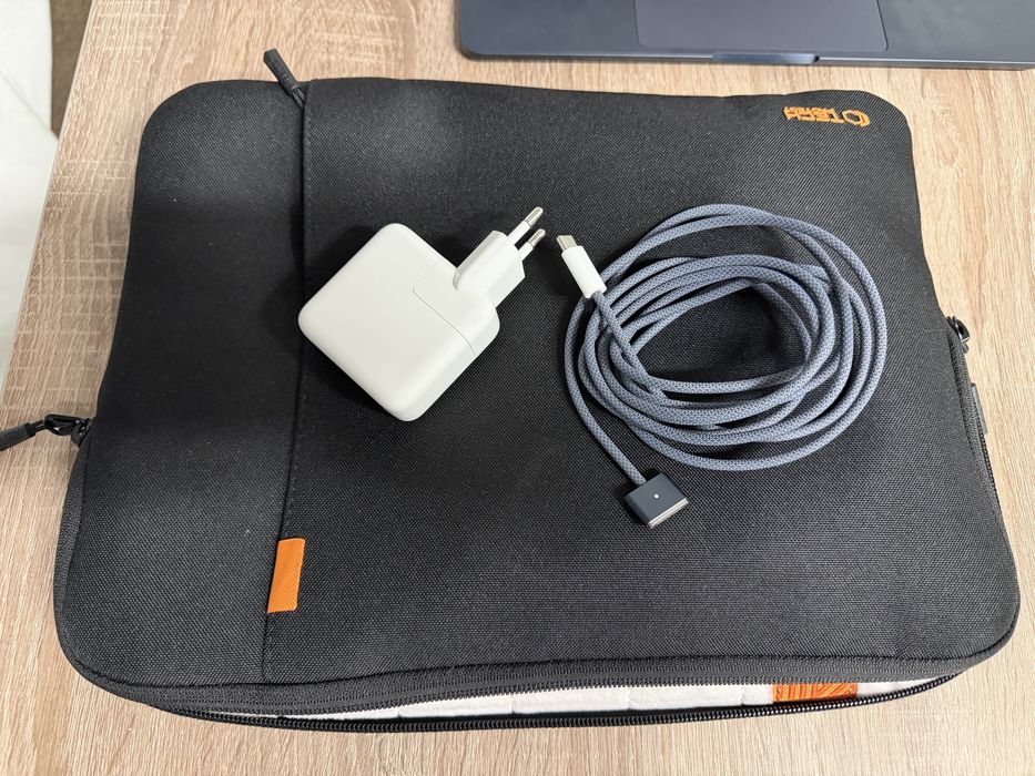 MacBook Air M2 16/256