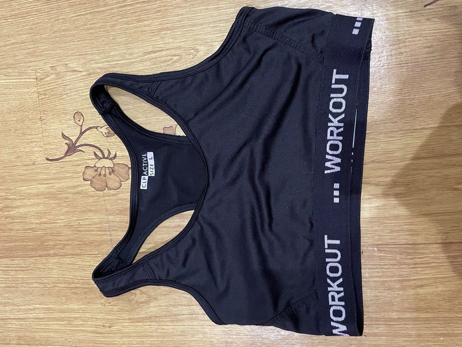 Чорний спортивний топ Workout, розмір L