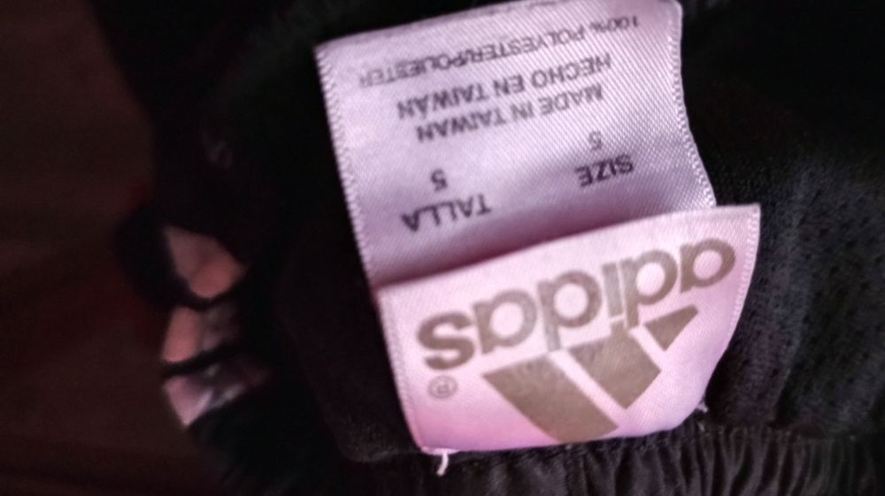 Adidas Chłopięce spodnie 98/104