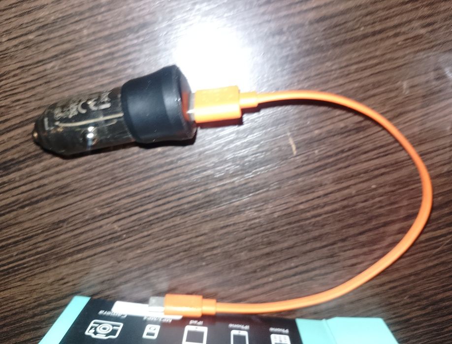 Зарядное устройство для смартфонов прикуриватель автомобиля