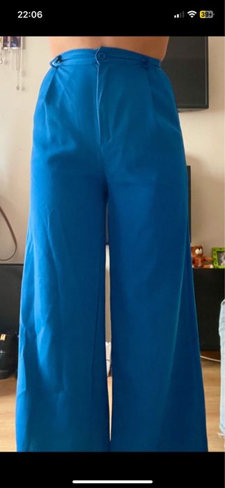 Calças de fato azuis