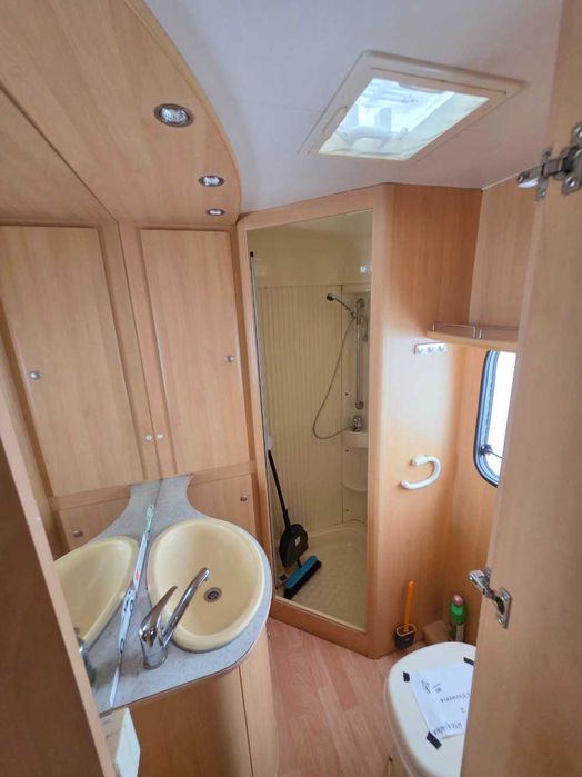 Duża dwuosiowa przyczepa kempingowa Dethleffs Camper 1999r