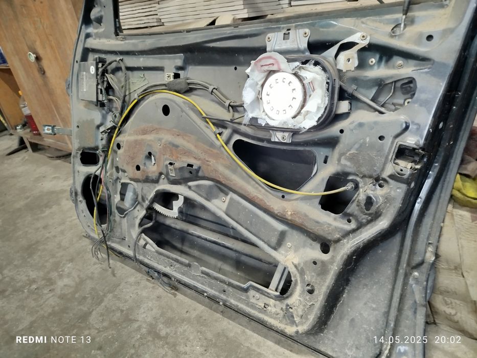 Двери w210, дверь mercedes w210