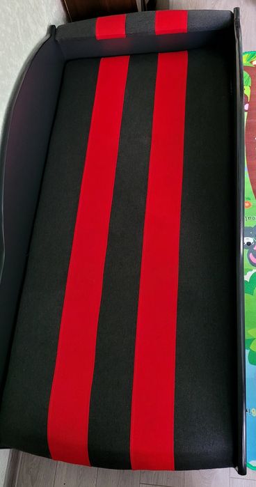 Кровать машина   .